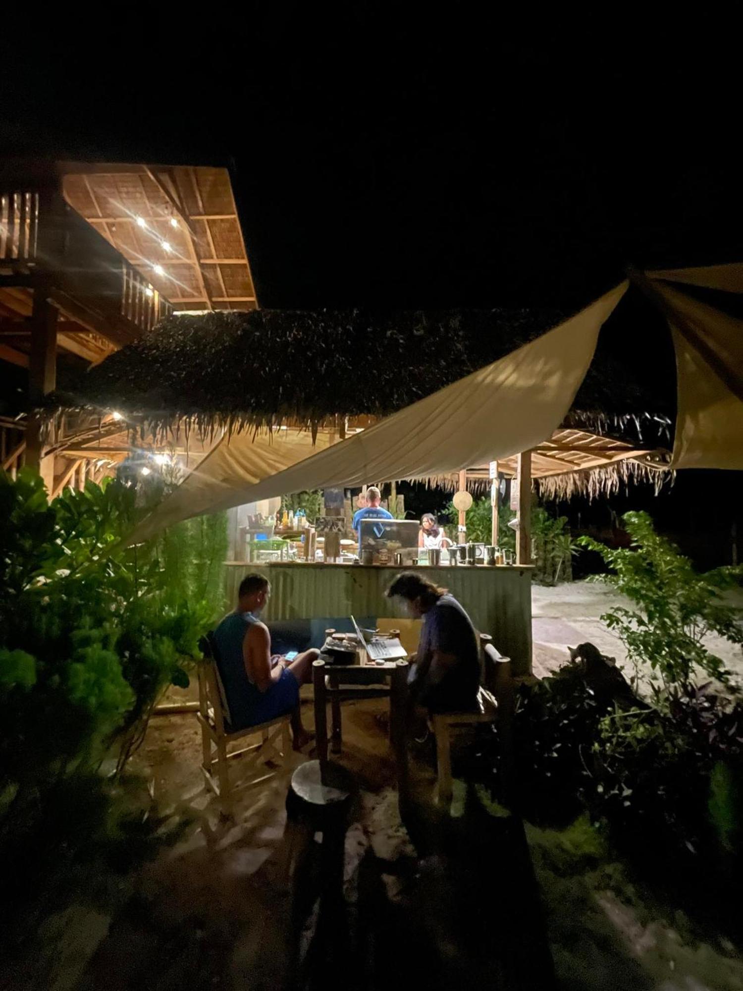Coleto Siargao Bed and Breakfast San Isidro  Exteriör bild