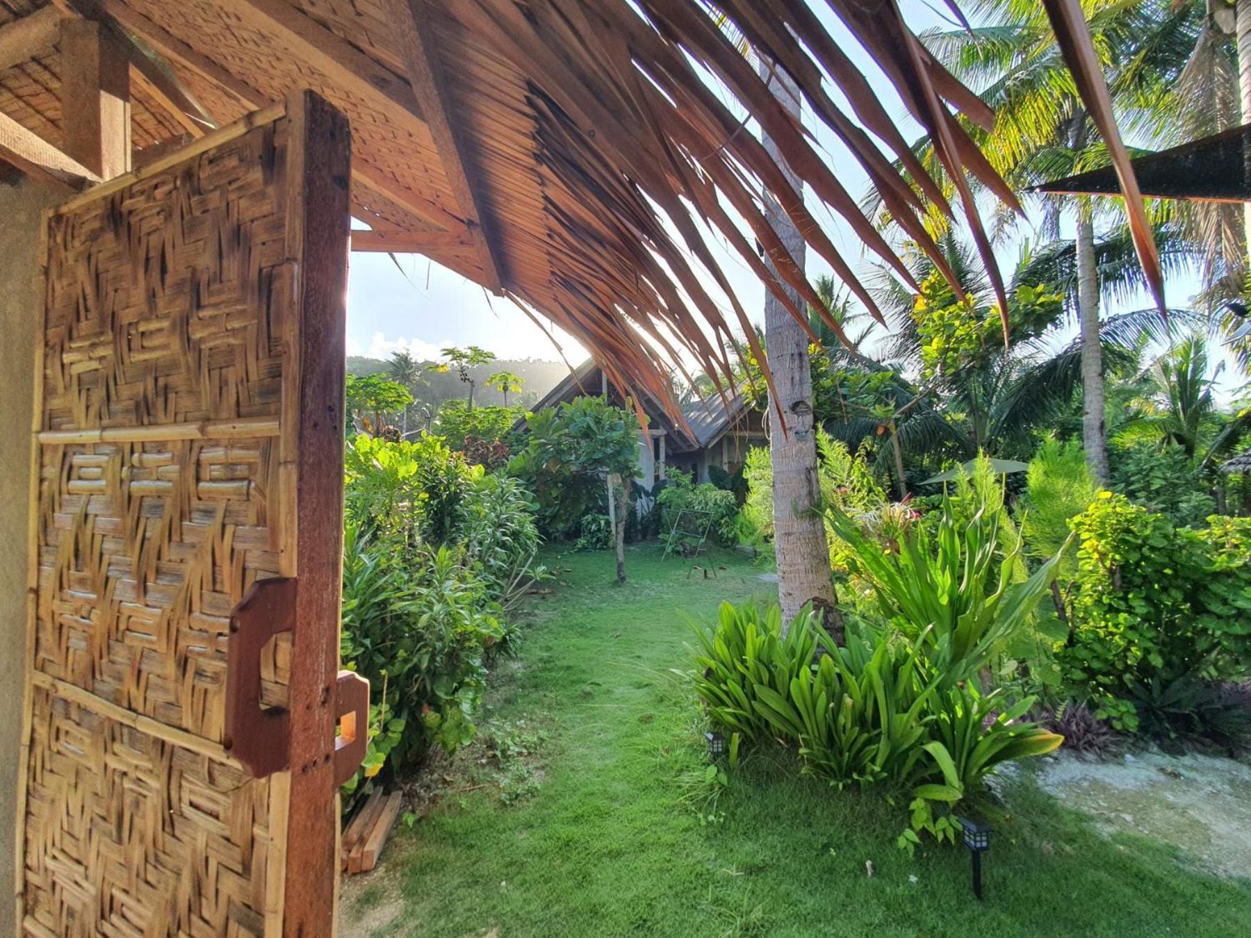 Coleto Siargao Bed and Breakfast San Isidro  Exteriör bild
